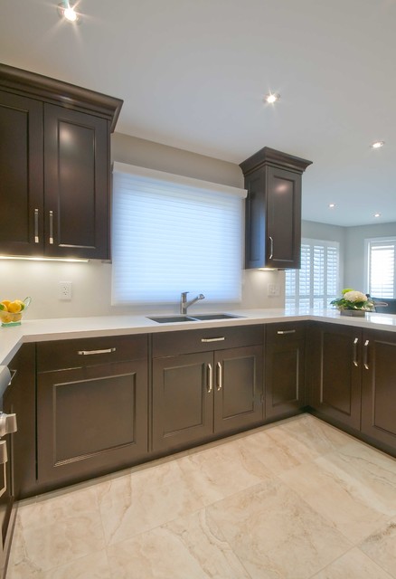 Contemporary Thornhill family home contemporary kitchen