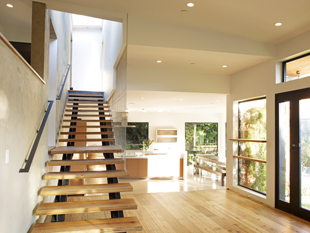 Mill Valley Contemporary SPLIT LEVEL STAIRCASE TO MASTER BEDROOM ...