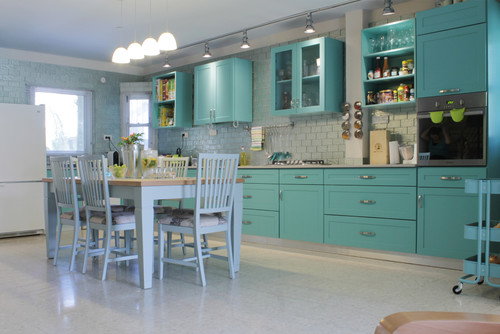 Kitchens With a POP of Color