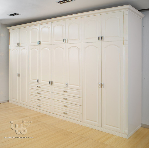 Armoire Wardrobe