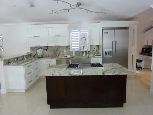 Shaker Style Cabinetry - contemporary - kitchen - miami - by Visions