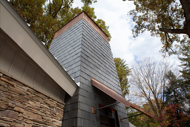 Modern contemporary in secluded woods contemporary-exterior