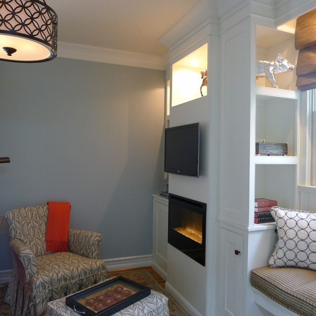 K traditional home office