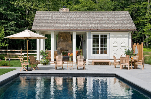 traditional beach house pool