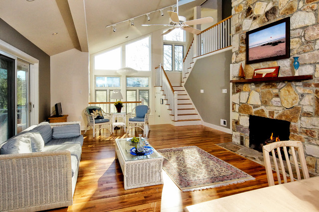 Light Filled Contemporary Beach House Contemporary Living Room