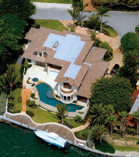 Private Residence - Ocean Reef - Key Largo, FL traditional exterior