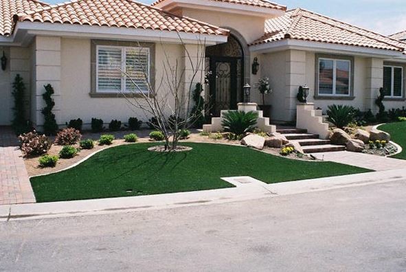 Home Putting Greens contemporary-landscape