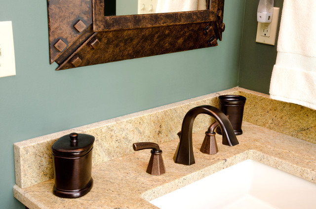 Bathroom traditional-bathroom