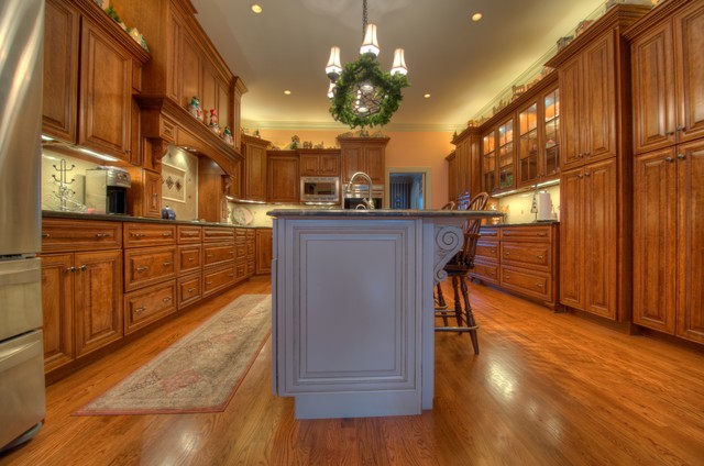 Thurman Project traditional kitchen
