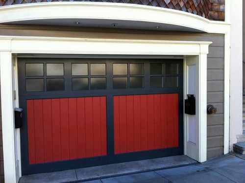 Contact Overhead Door of Sioux City, IA for this patriotic garage door