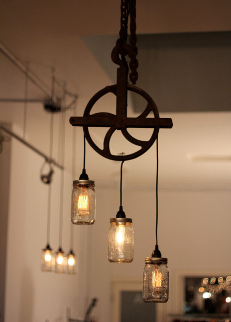 Beautiful well pulley lamp with mason jars  Rustic 