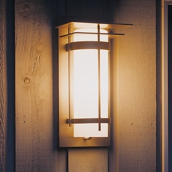 modern-outdoor-lighting.jpg