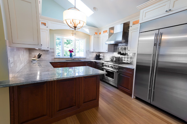Two-Tone Traditional Kitchen traditional kitchen