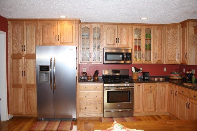 Custom Cabinetry traditional kitchen