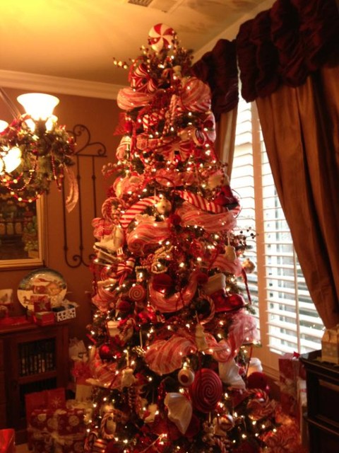 Vermont White Spruce™ Tree contemporary-living-room