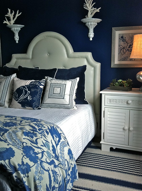 Navy Blue walls Bedroom