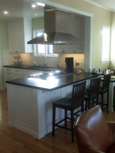 Nieto Ave traditional kitchen
