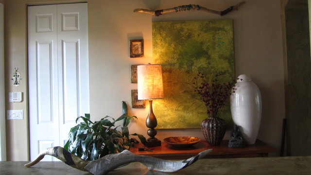 LIVING ROOM / DINING ROOM UPDATE eclectic-entry