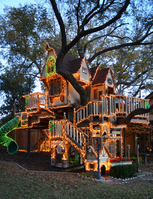 Dallas, TX: Christmas Lights Tree House - Eclectic - Kids - dallas ...