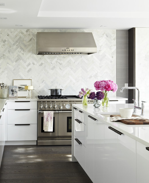 Modern White Kitchen - contemporary - kitchen - toronto - by Croma ...