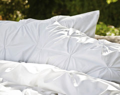 400 Thread Count Pintuck Duvet Cover, The Valencia White modern duvet covers