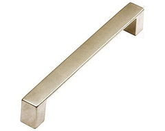 Italian Designs Classic Pull modern pulls