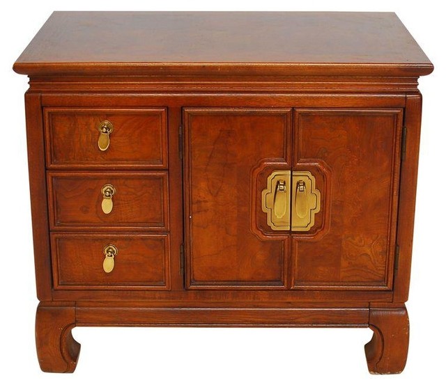 Preowned Vintage Thomasville Asian Style Side Table Asian Side
