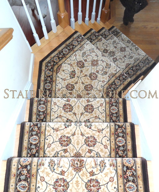 Angled Landing Stair Runner Traditional Hall And Stair Runners