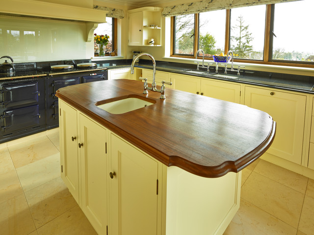 Guildford painted kitchen traditional-kitchen