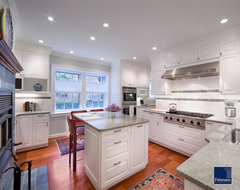Classic Kitchen traditional-kitchen