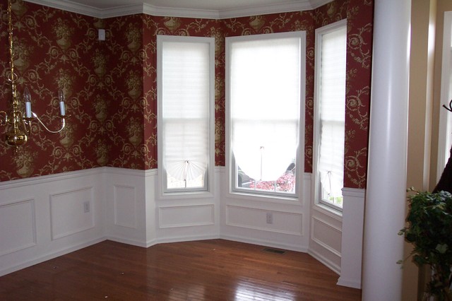 Custom Decorative Moldings traditional-