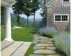 Bring a Touch of Renaissance Italy Into Your Garden