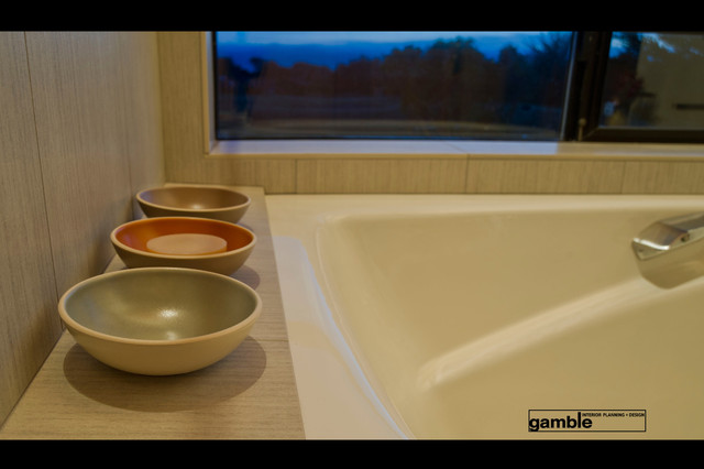 Sea Ranch Interior contemporary-bathroom