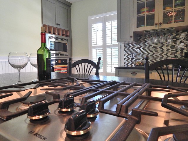 Contemporary Shaker Kitchen traditional-kitchen