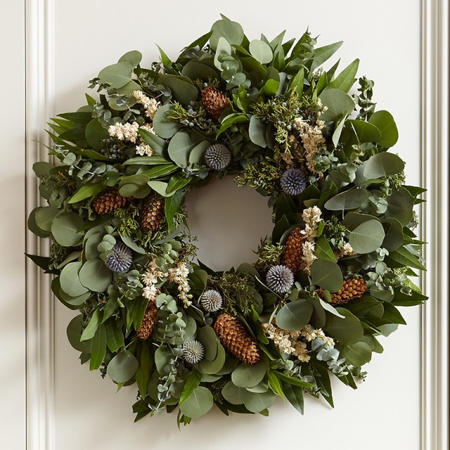 Juniper Wreath traditionalwreathsandgarlands