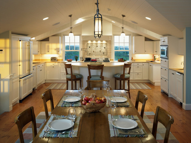 Cozy Cottage Kitchen Interiors