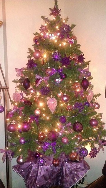 Berkshire Mountain Fir™ Artificial Christmas Tree traditional-