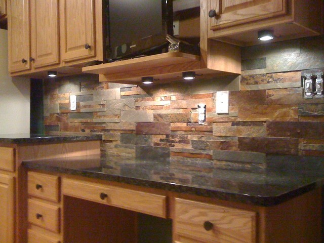 Kitchen Backsplashes with Granite Countertops