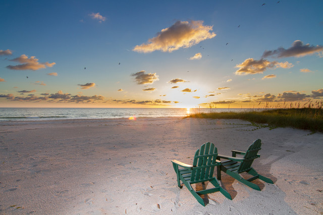 3315 Gulf of Mexico Drive - Longboat Key, FL beach style