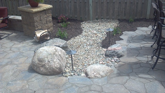 Paver Patios traditional-landscape