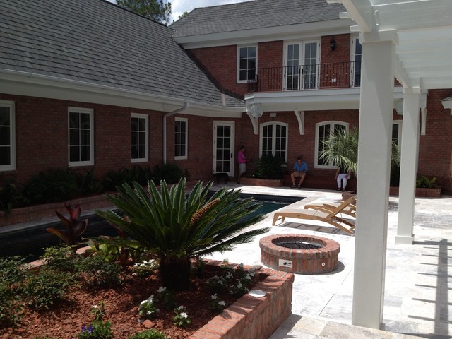 Menendez residence traditional-exterior