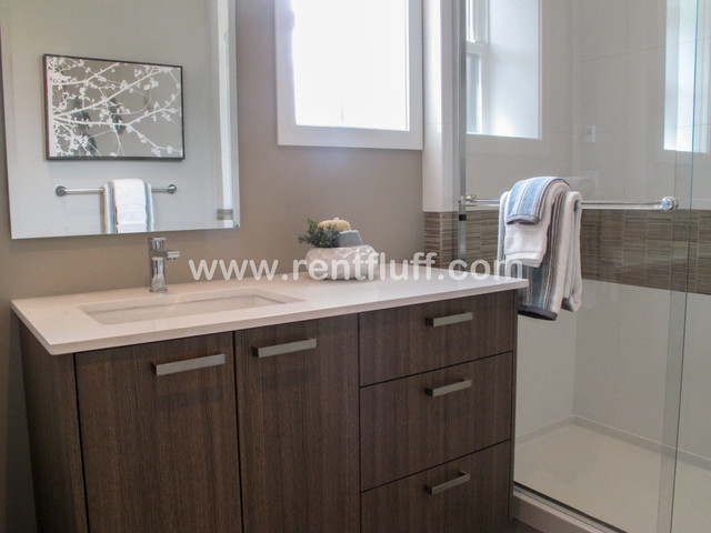 2204-Property in Duchess Ave contemporary-bathroom