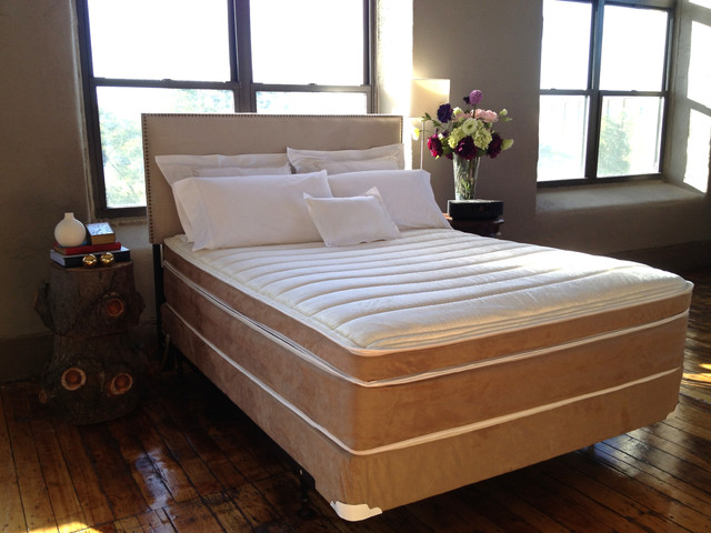 short queen mattress frame