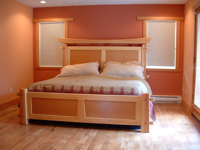 Bed Frames http://www.houzz.com/photos/2115674/CraftsmanTimberFrame 