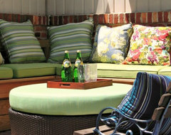 20 Outstanding Outdoor Living Rooms