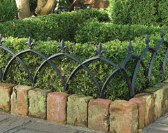 Aluminum Garden Fence (Set of Four) traditional fencing