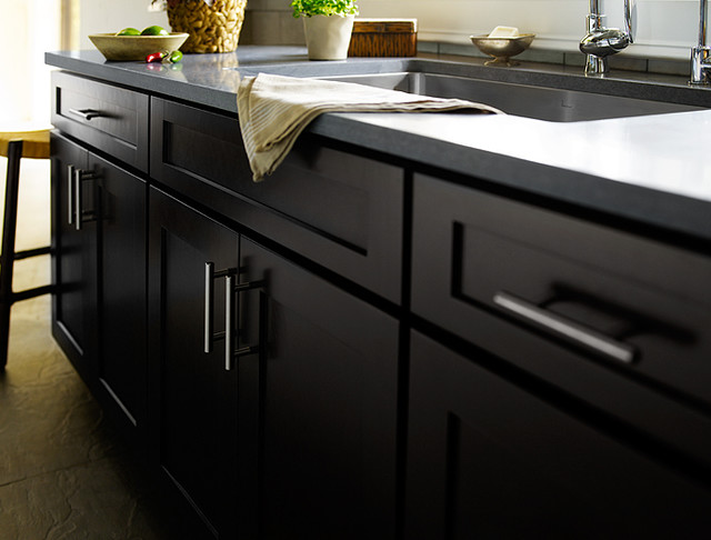 Black Kitchen Cabinets | Dayton Door Style | CliqStudios ...