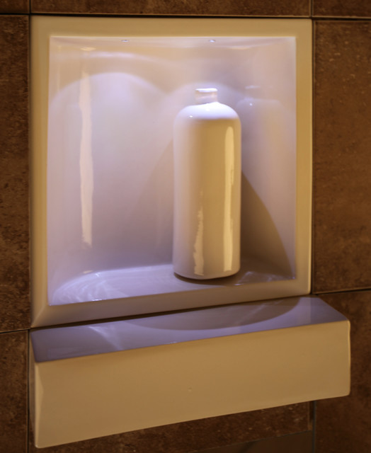 Modern shower shelves with clean lines modern-showerheads-and-body-sprays