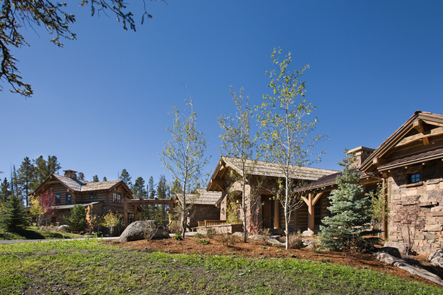 Andesite Residence traditional-exterior