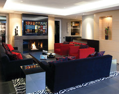 Movie and Music Distribution with The Kaleidescape System